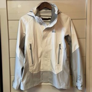 REI E1 Elements Hooded Rain Jacket Size S.
